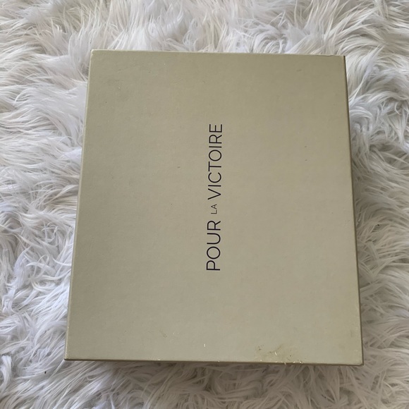 Pour La Victoire Setta Booties in black - Picture 12 of 14